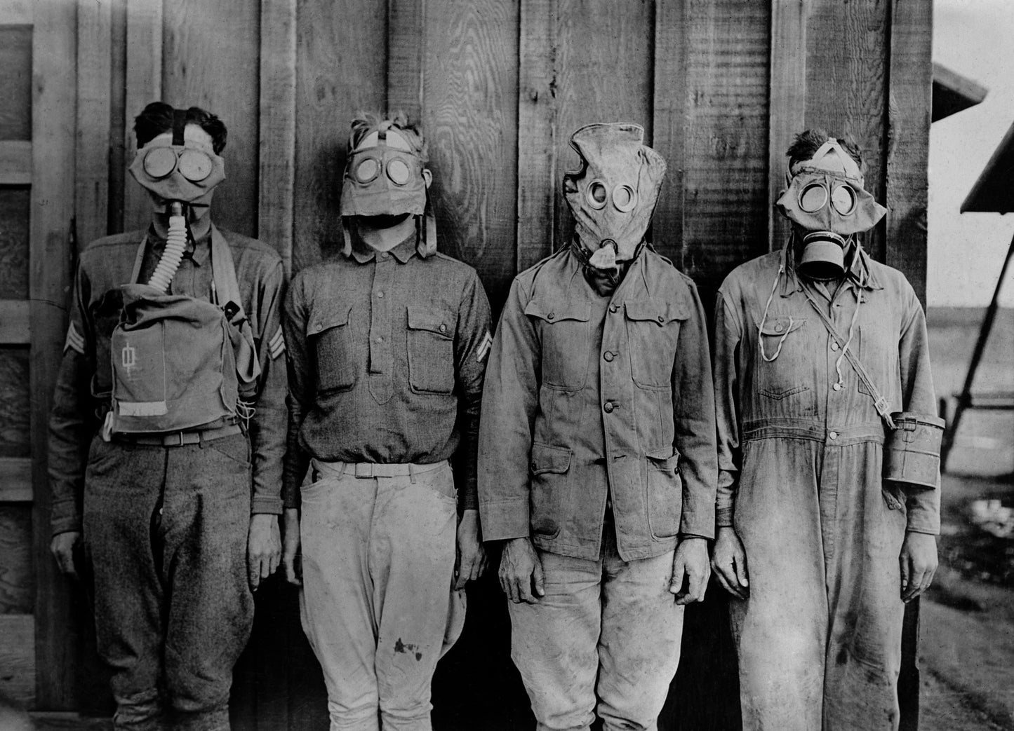 Ww1 Wwi Gas Masks Great War Glossy Poster Picture Photo Print Banner Booma Prints
