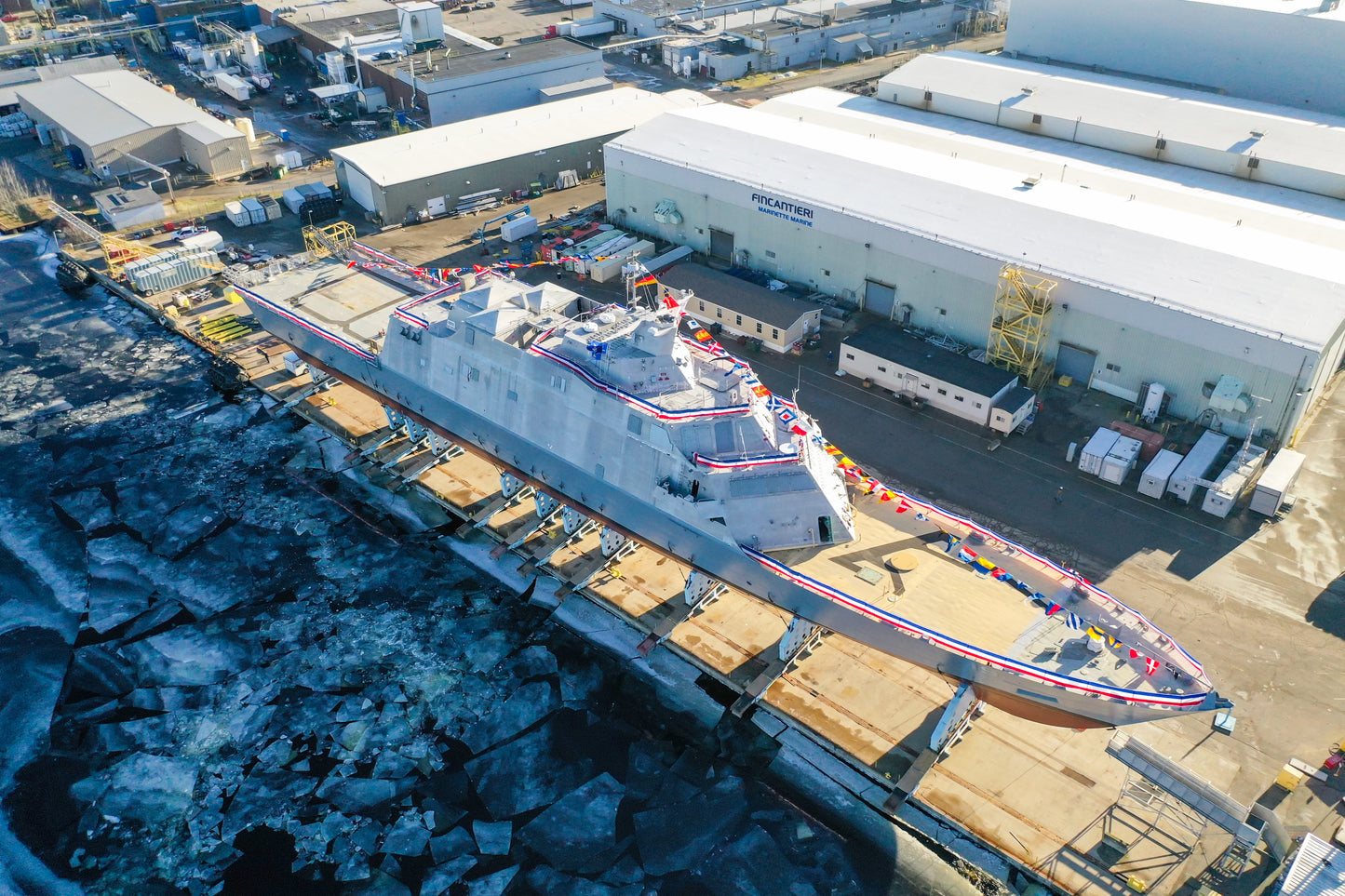 Uss St. Louis Lcs-19 Freedom Class Navy Ship Glossy Poster Picture Photo Print Banner Booma Prints