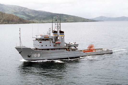 Usns Catawba Powhatan Tugboat Glossy Poster Picture Photo Print Banner Booma Prints