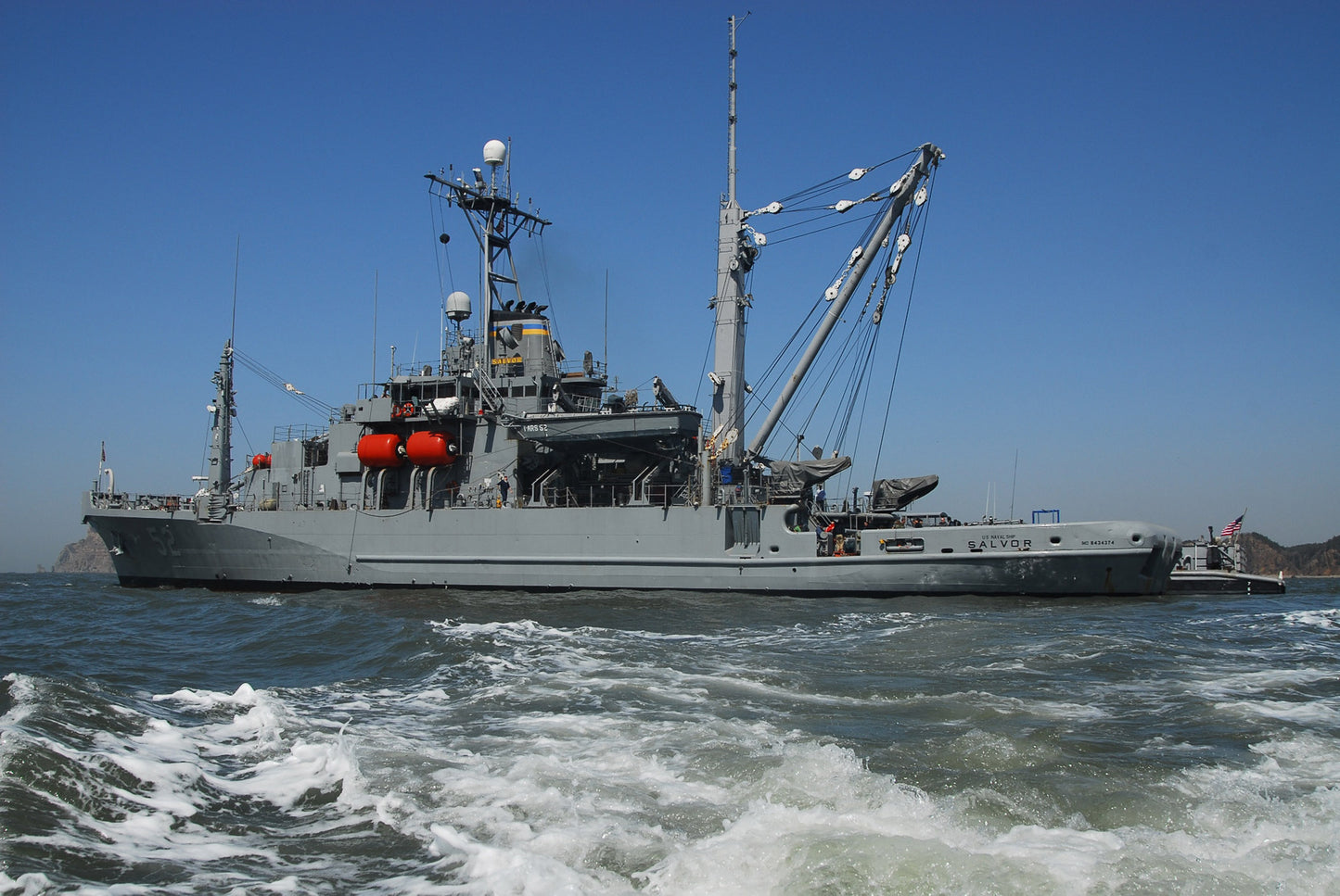 Usns Salvor Salvage Rescue Ship Glossy Poster Picture Photo Print Banner Booma Prints