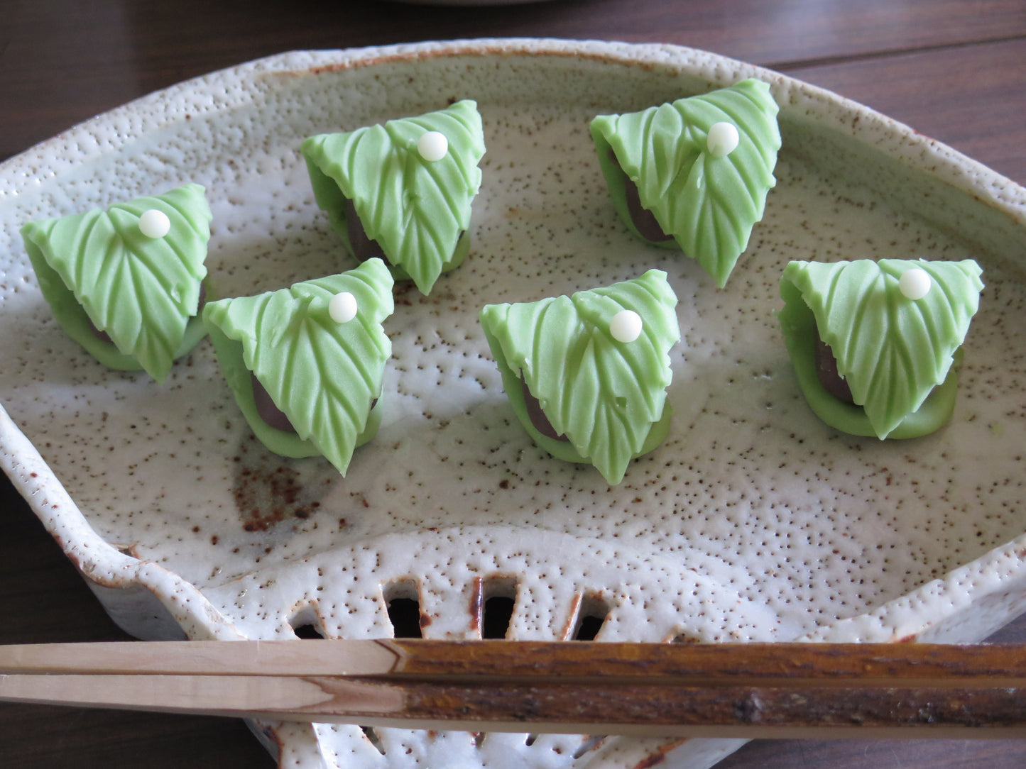 Green Wagashi Japanese Dessert Glossy Poster Picture Photo Print Banner Booma Prints