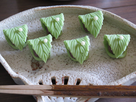 Green Wagashi Japanese Dessert Glossy Poster Picture Photo Print Banner Booma Prints