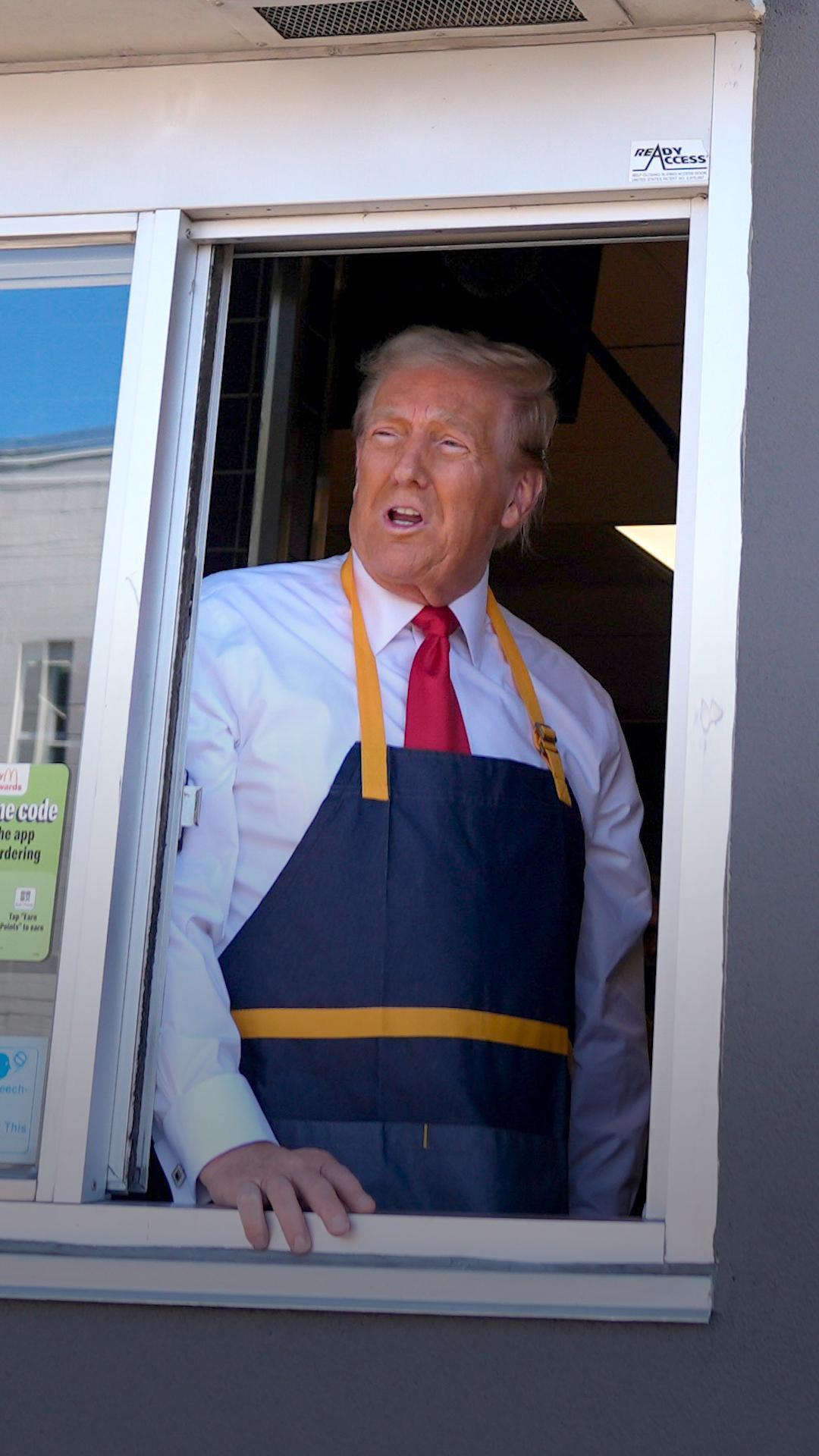 Donald Trump Working Mcdonalds Glossy Poster Picture Photo Print Banner Booma Prints
