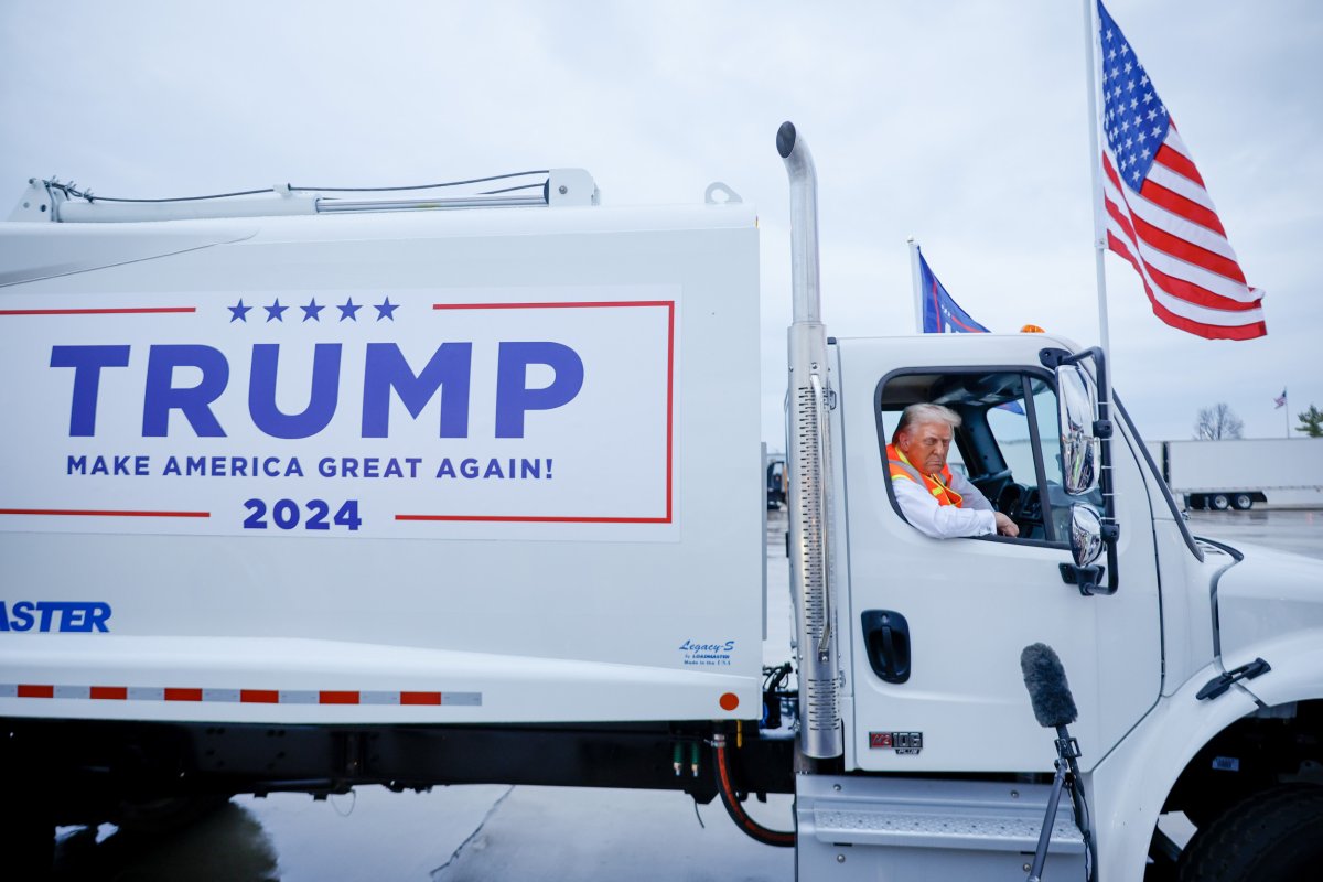 Trump Garbage Truck Interview Glossy Poster Picture Photo Print Banner Booma Prints
