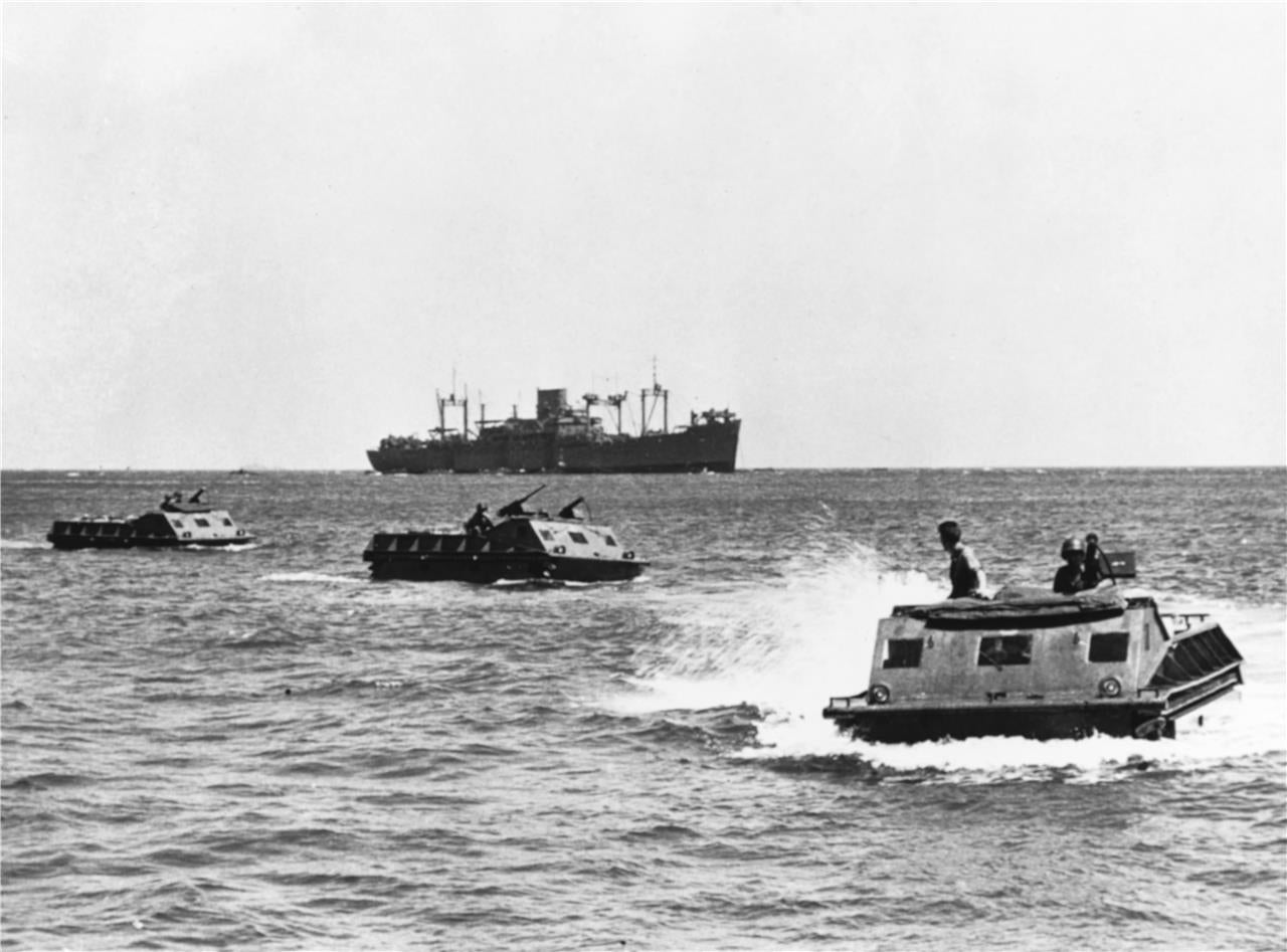 Lvt Vehicle On Guadal Canal 1942 Glossy Poster Picture Photo Print Banner Booma Prints