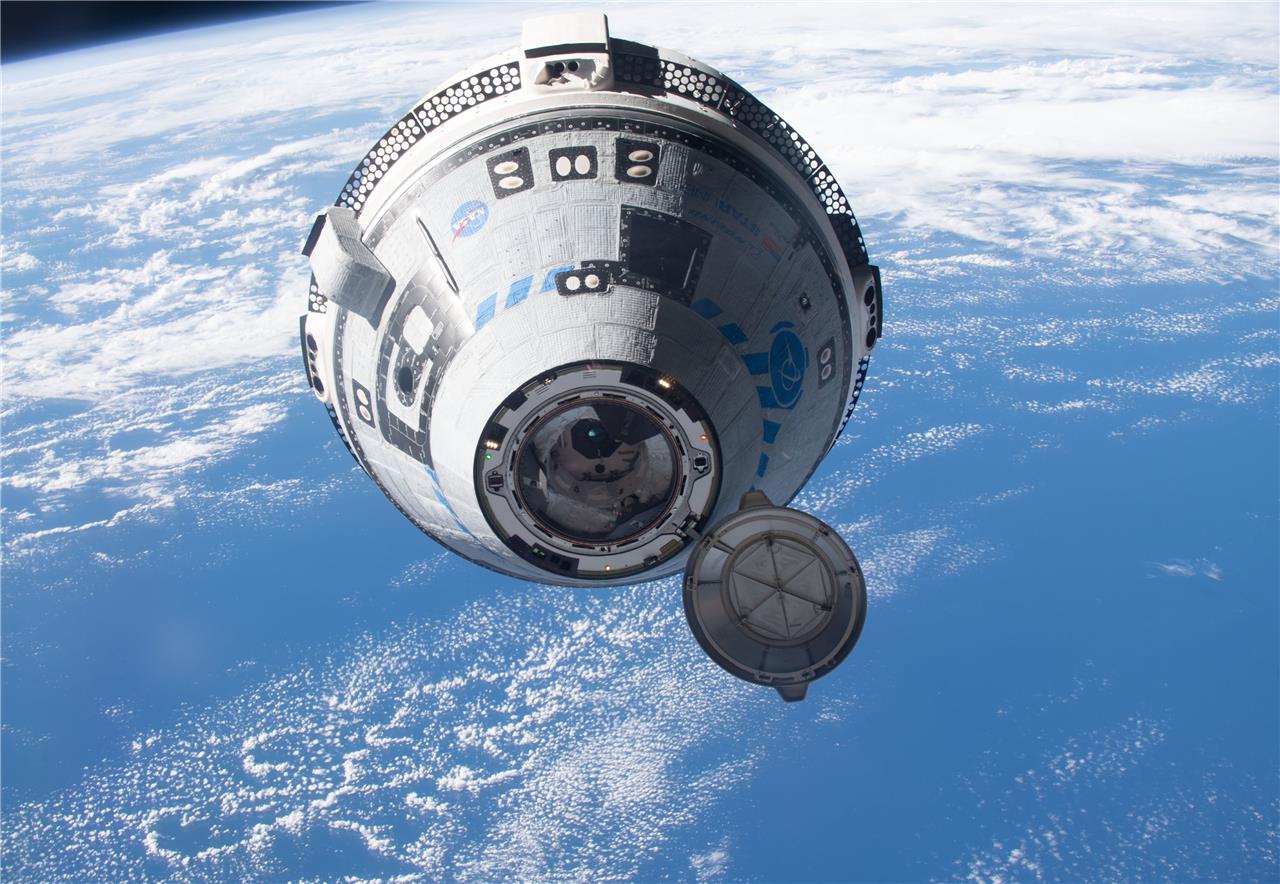 Boeing Nasa Starliner Crew Ship Glossy Poster Picture Photo Print Banner Booma Prints