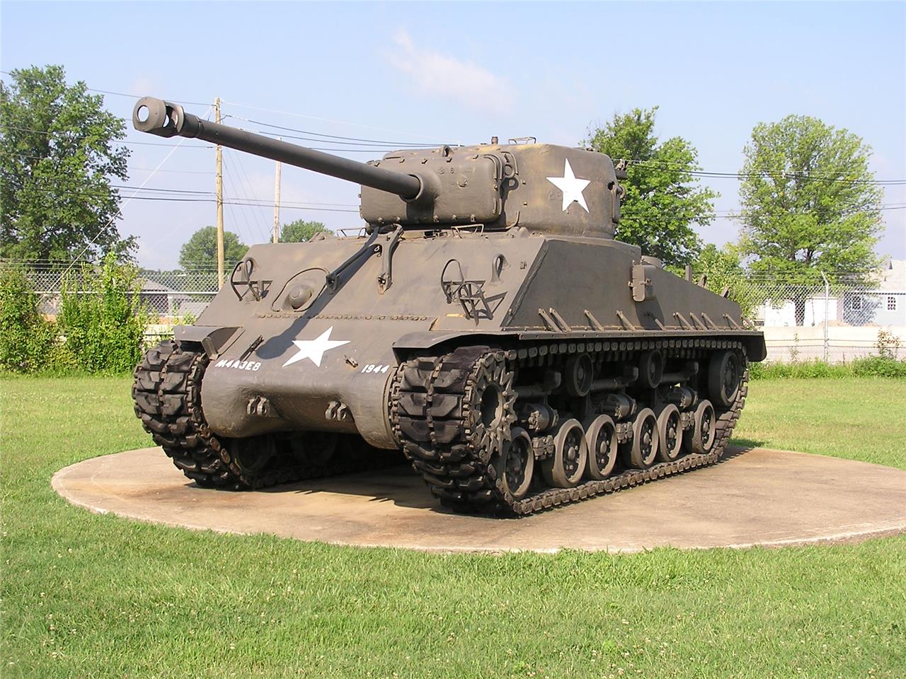 M4 Sherman Tank Allies Ww2 Wwii Glossy Poster Picture Photo Print Banner Booma Prints