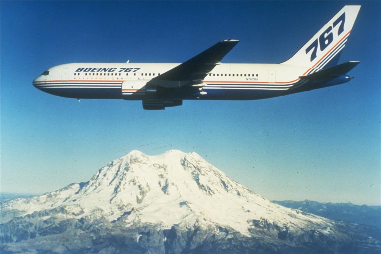 Boeing Plane 767 Over Mt Rainier Glossy Poster Picture Photo Print Banner Booma Prints
