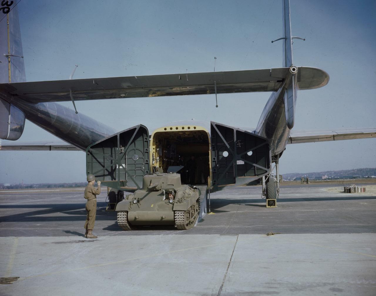 M22 Locust Airborne Light Tank Glossy Poster Picture Photo Print Banner 9786 Booma Prints