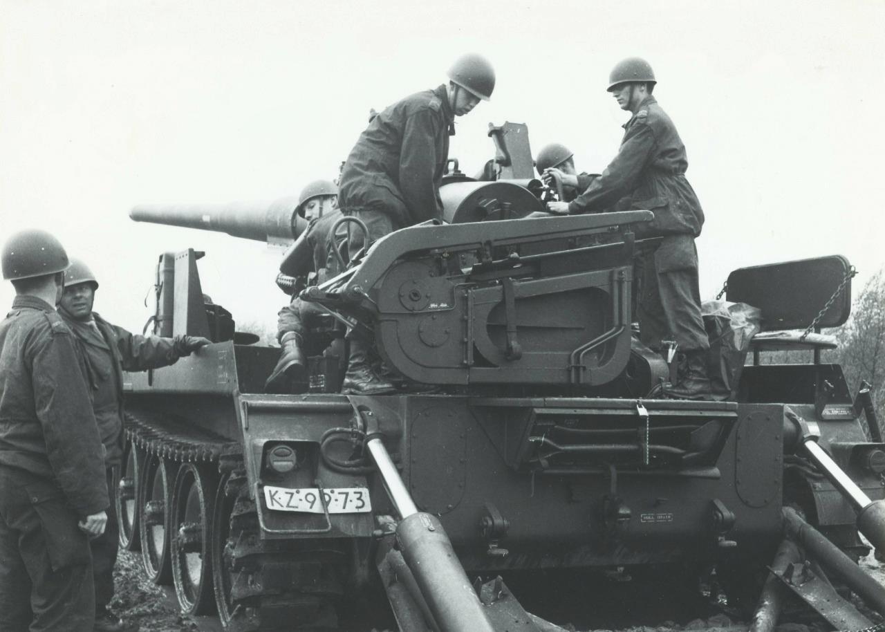 M107 Propelled  Howitzer Tank Army Glossy Poster Picture Photo Print Banner Booma Prints