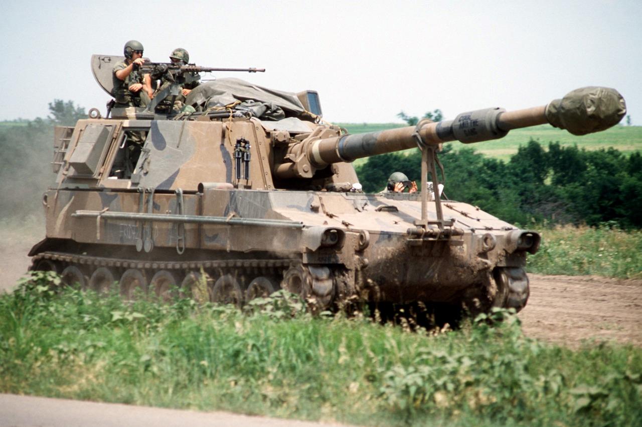 M109 Self Propelled Howitzer Tank Glossy Poster Picture Photo Print Banner Booma Prints