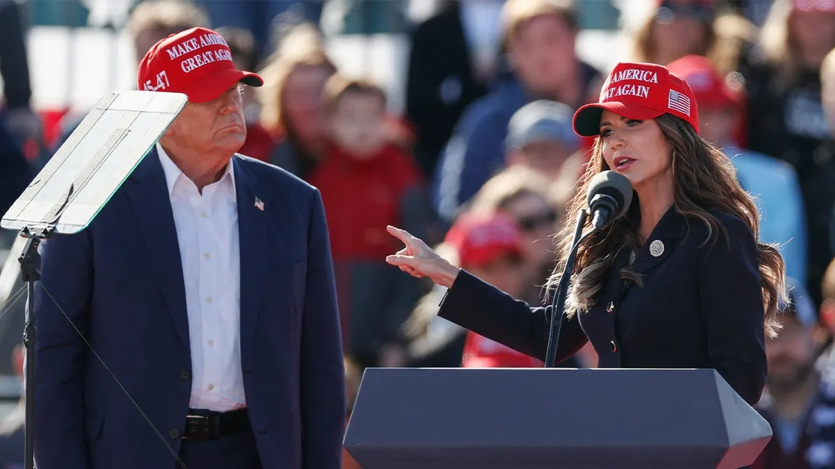 Kristi Noem Maga Hat Trump Glossy Poster Picture Photo Print Banner Booma Prints