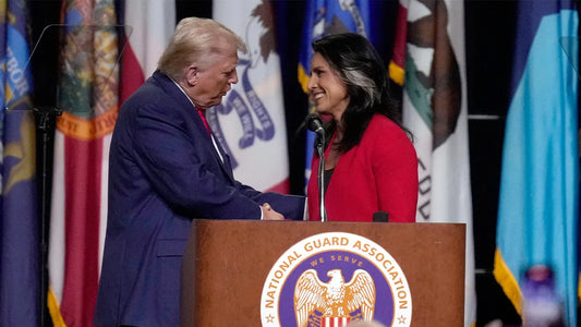 Tulsi Gabbard Trump Handshake Dni Glossy Poster Picture Photo Print Banner Booma Prints