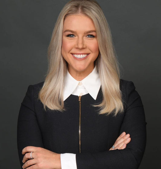 Karoline Leavitt Portrait Glossy Poster Picture Photo Print Banner Booma Prints