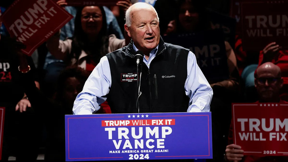 Pete Hoekstra Trump Rally Glossy Poster Picture Photo Print Banner Booma Prints