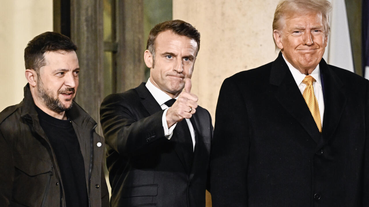 Trump Zelensky Macron France Glossy Poster Picture Photo Print Banner  Booma Prints