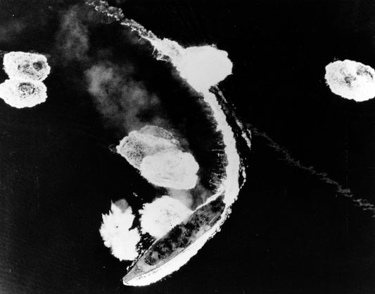 Attack On Kure Battleship Japan 1945 Poster Picture Photo Print Banner  Booma Prints
