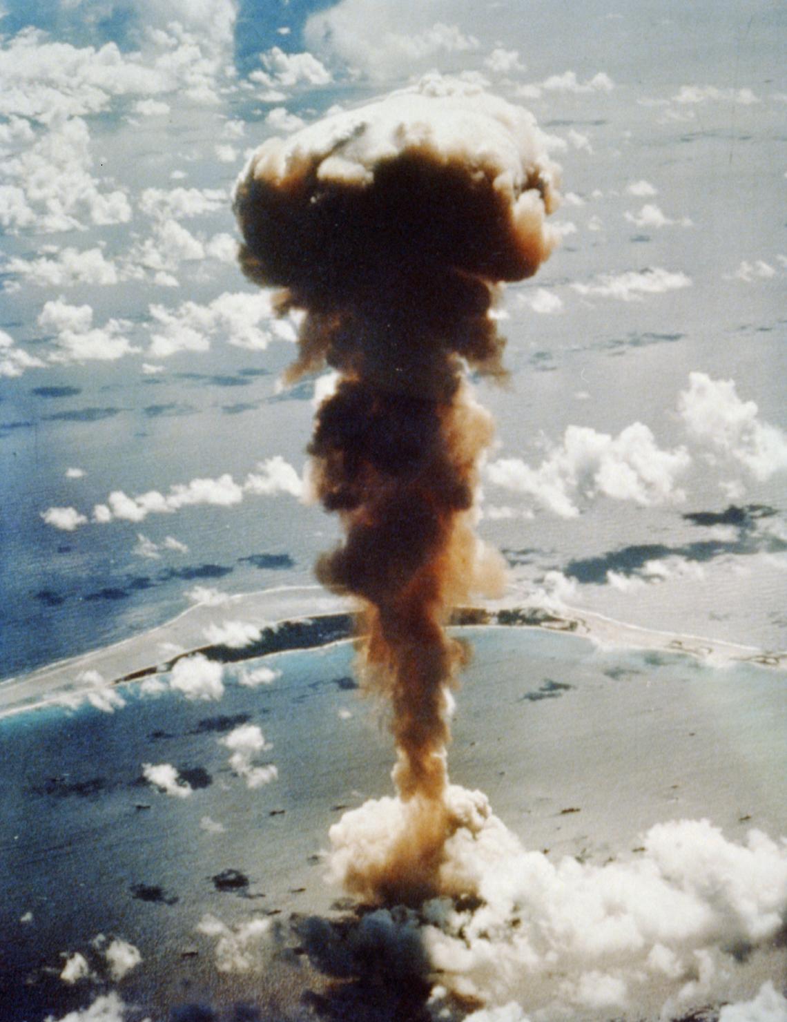 Bikini Atoll Nuclear Bomb Test Glossy Poster Picture Photo Print Banner  Booma Prints