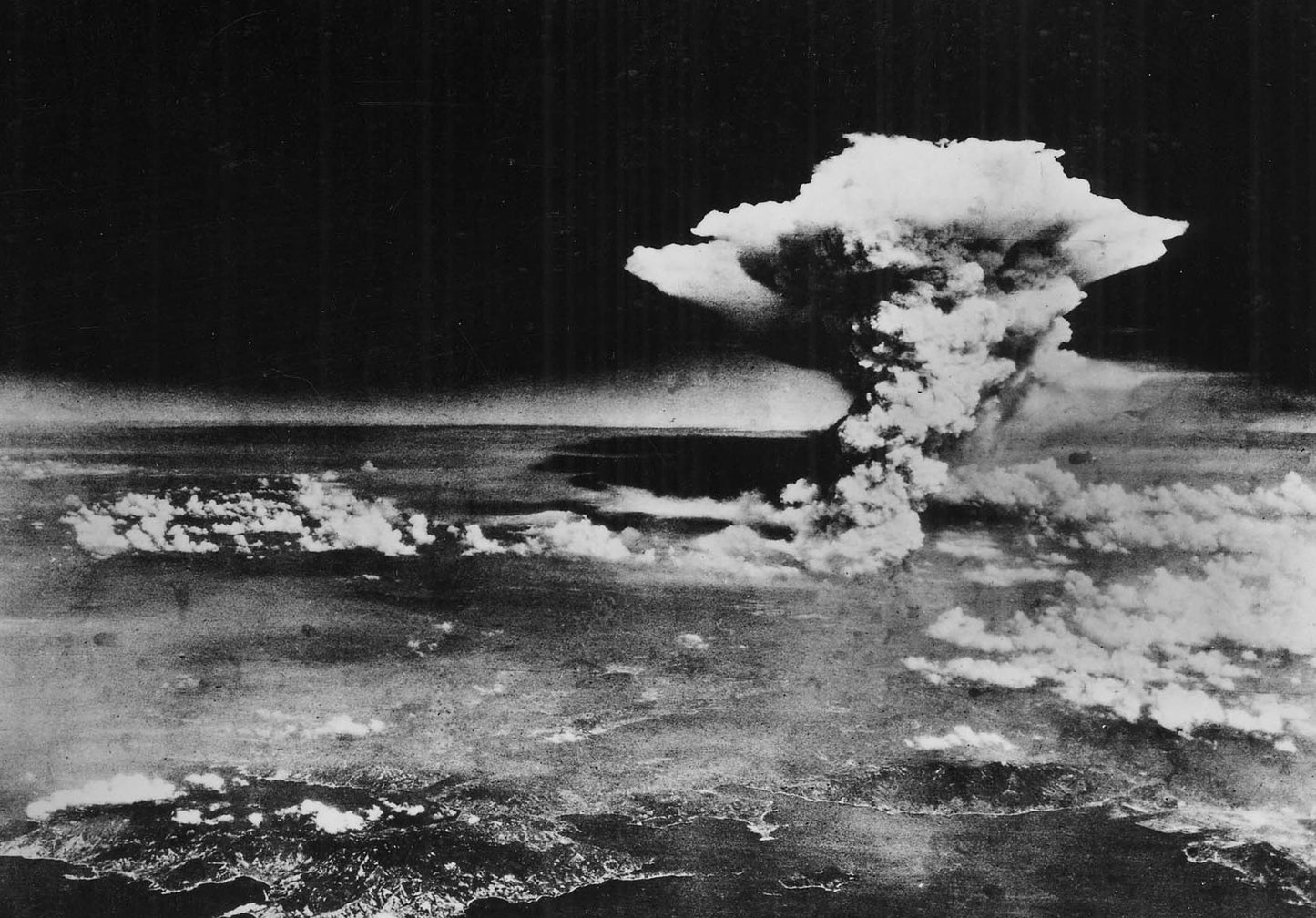 Hiroshima Atomic Bomb Cloud Glossy Poster Picture Photo Print Banner  Booma Prints