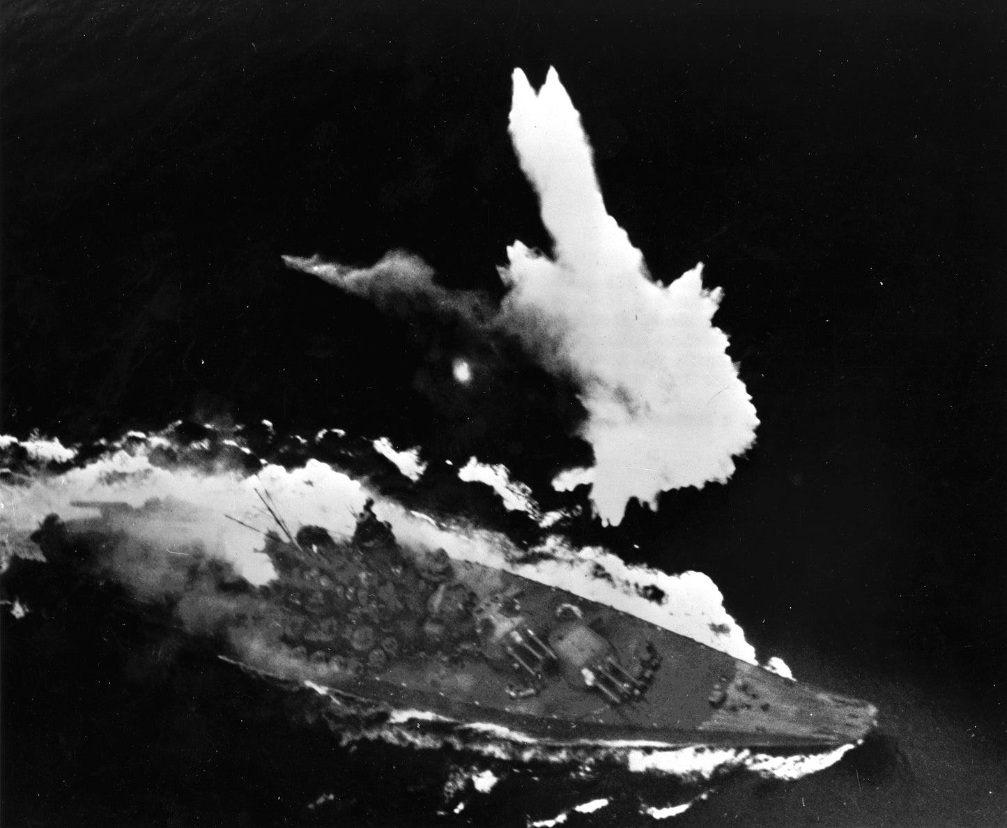 Yamato Ship Under Attack East China Sea Poster Picture Photo Print Banner  Booma Prints
