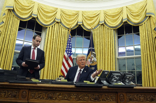 Donald Trump Signing Executive Order Us Poster Picture Photo Print Banner  Booma Prints