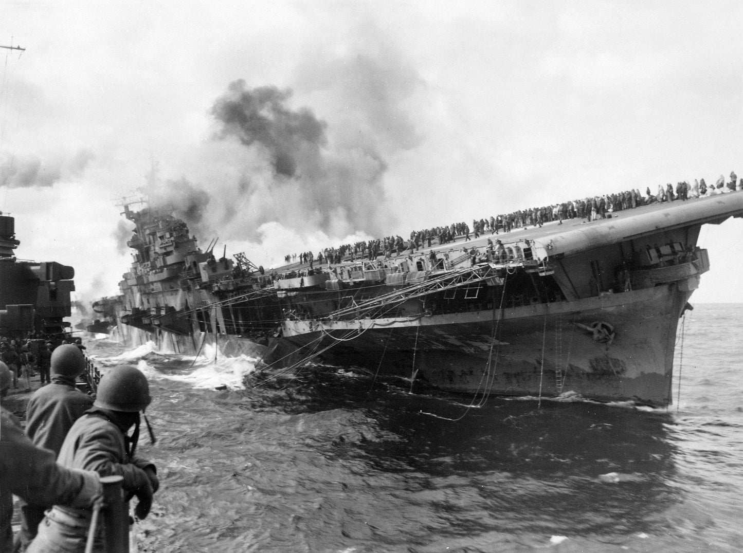 Attack On Uss Franklin Ww2 1945 Glossy Poster Picture Photo Print Banner  Booma Prints