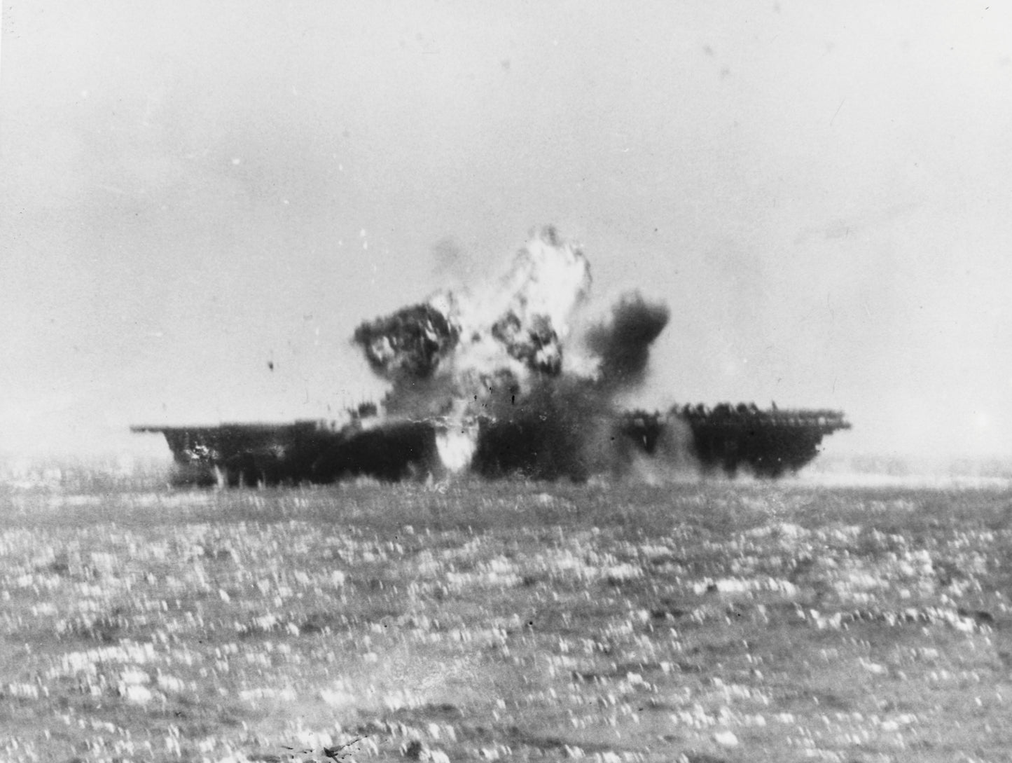 Uss Essex Kamikaze Attack 1944 Ww2 Poster Picture Photo Print Banner  Booma Prints