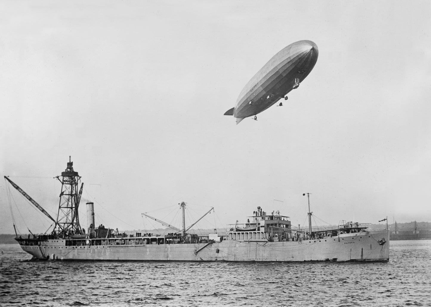 Uss Shenandoah Over Uss Patoka 1924 Poster Picture Photo Print Banner  Booma Prints