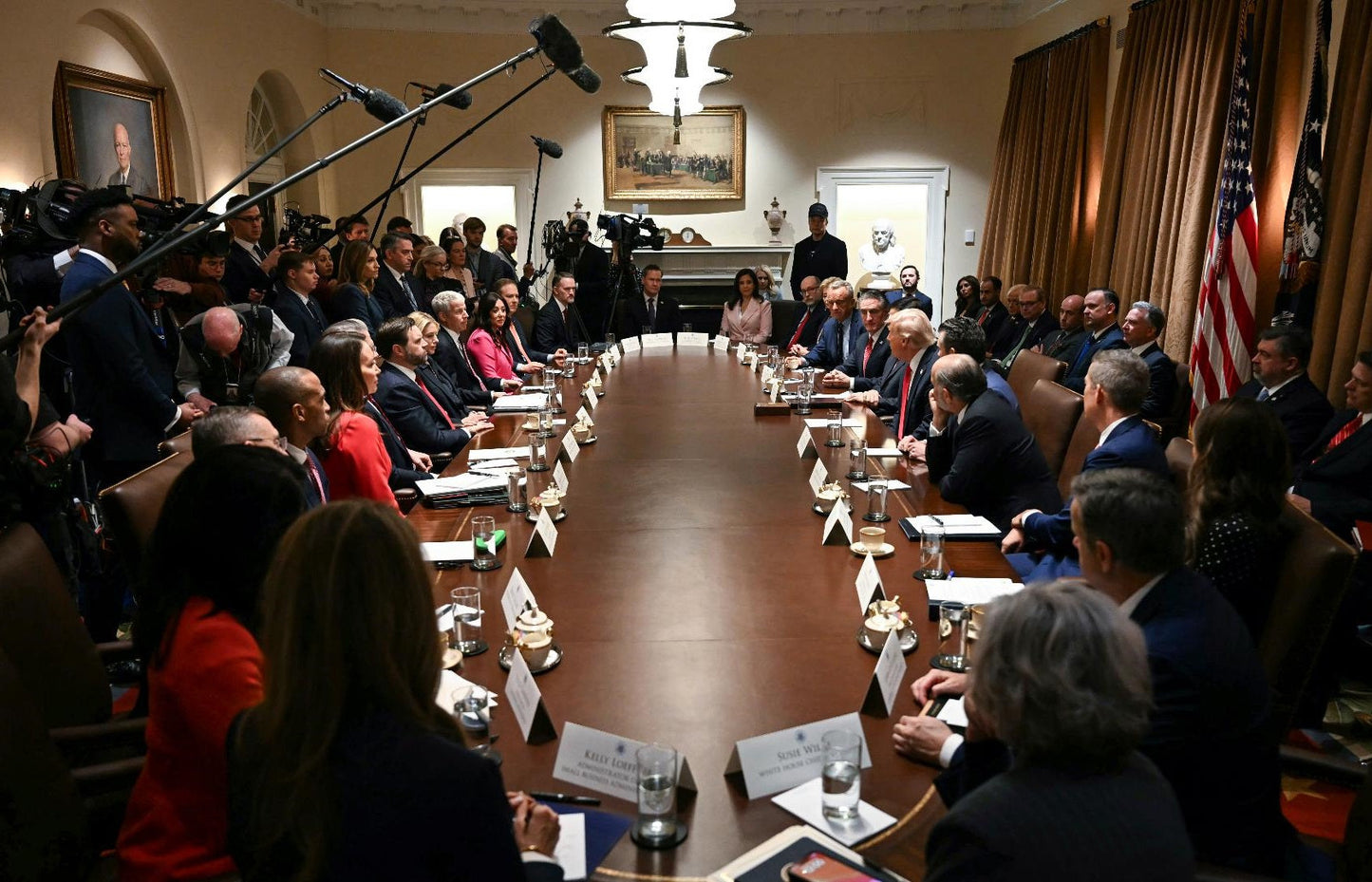 Trump Cabinet Meeting 2025 Media Glossy Poster Picture Photo Print Banner  Booma Prints