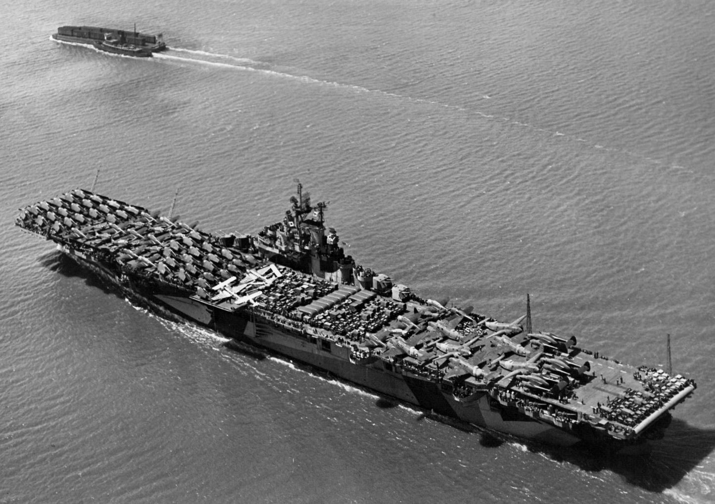 Uss Intrepid Cv-11 Wwii 1944 Glossy Poster Picture Photo Print Banner  Booma Prints