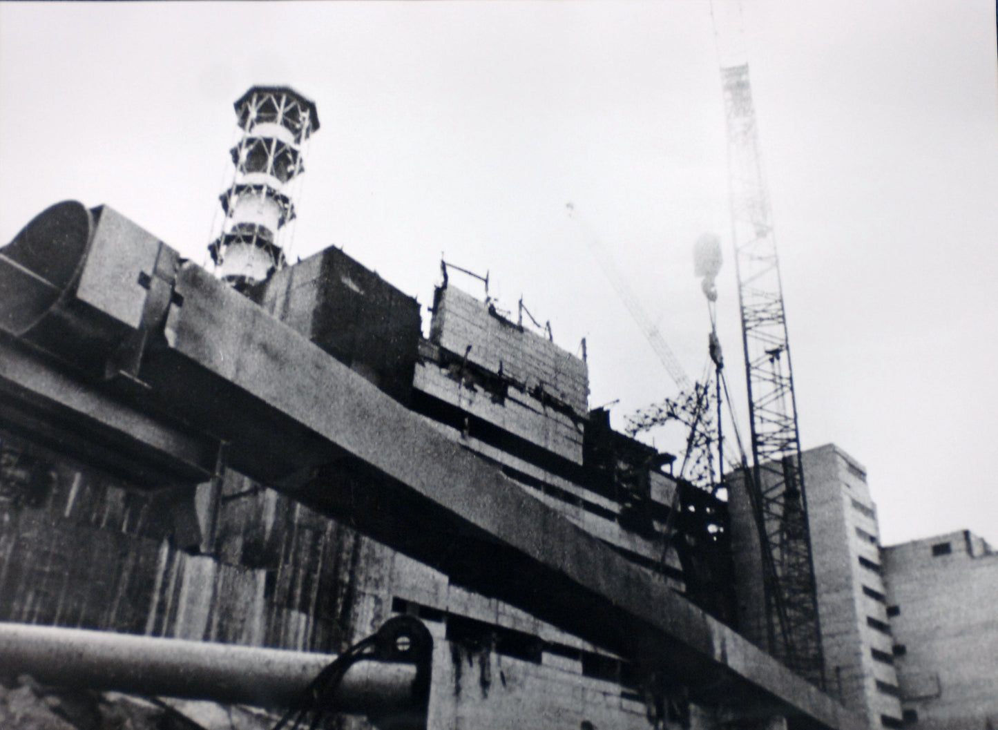 Chernobyl Sarcophagus Construction Poster Picture Photo Print Banner  Booma Prints