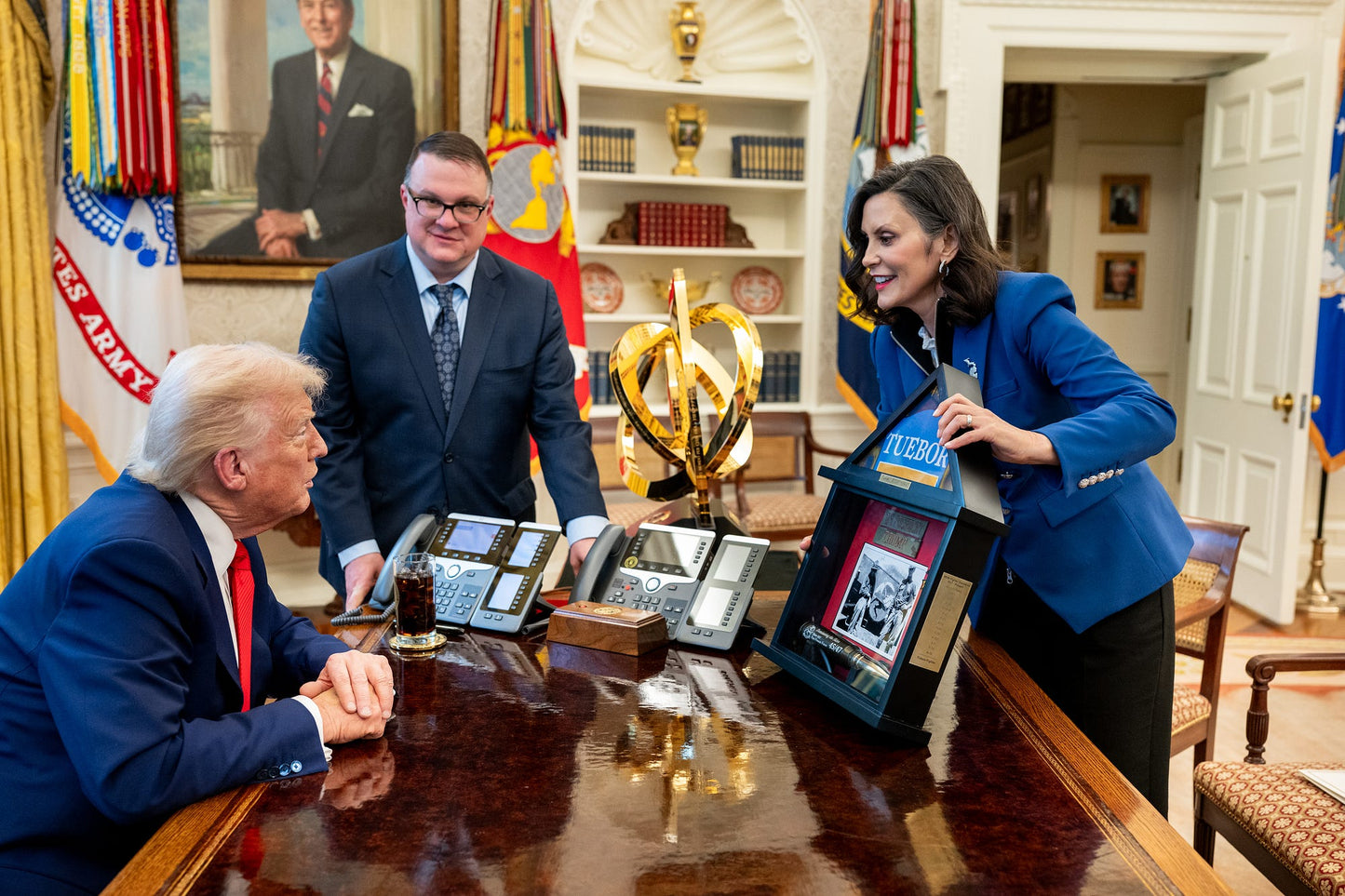 Gretchen Whitmer Donald Trump Meeting Poster Picture Photo Print Banner  Booma Prints