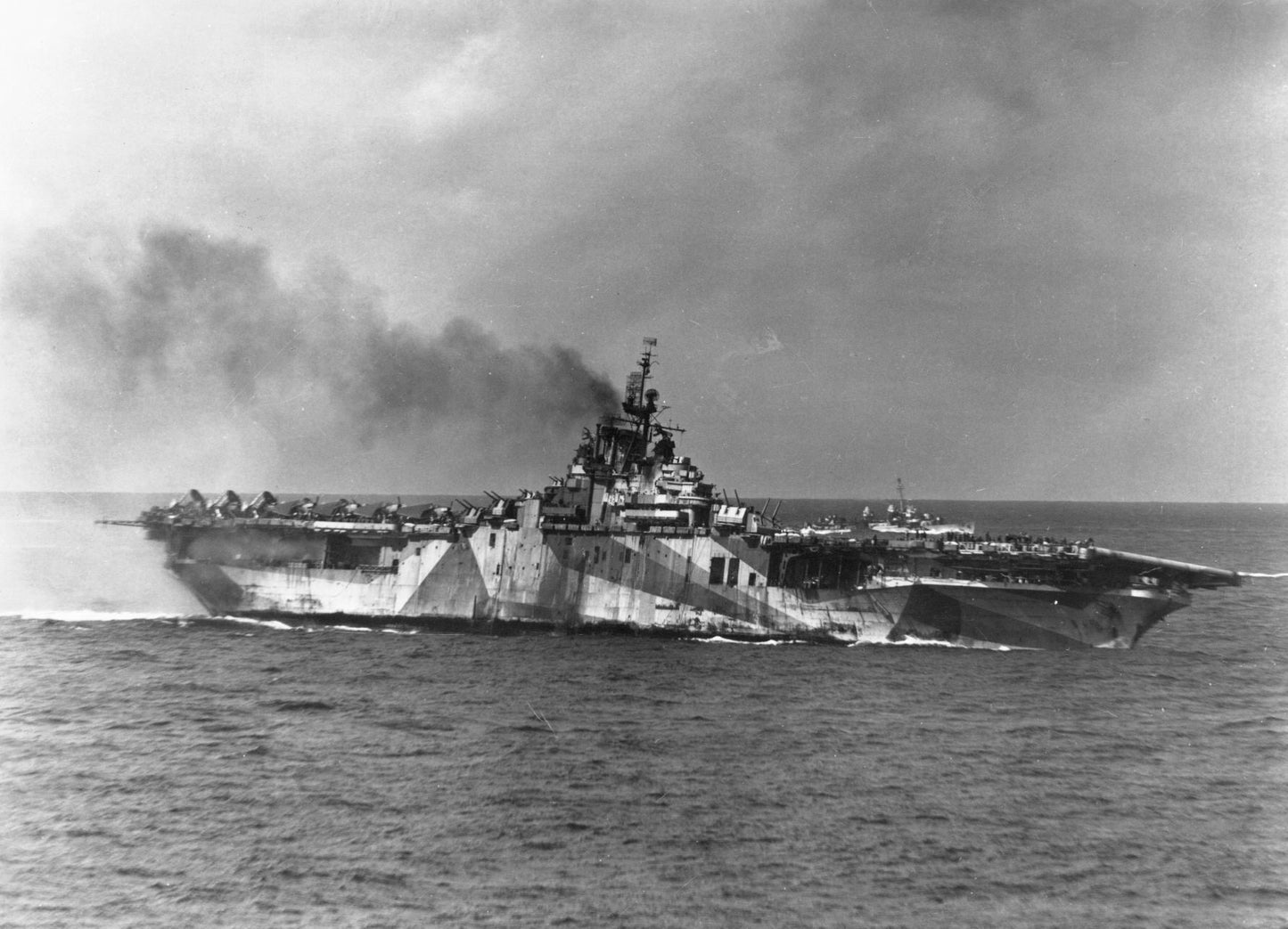Uss Ticonderoga Cv-14 Ww2 1945 Glossy Poster Picture Photo Print Banner  Booma Prints