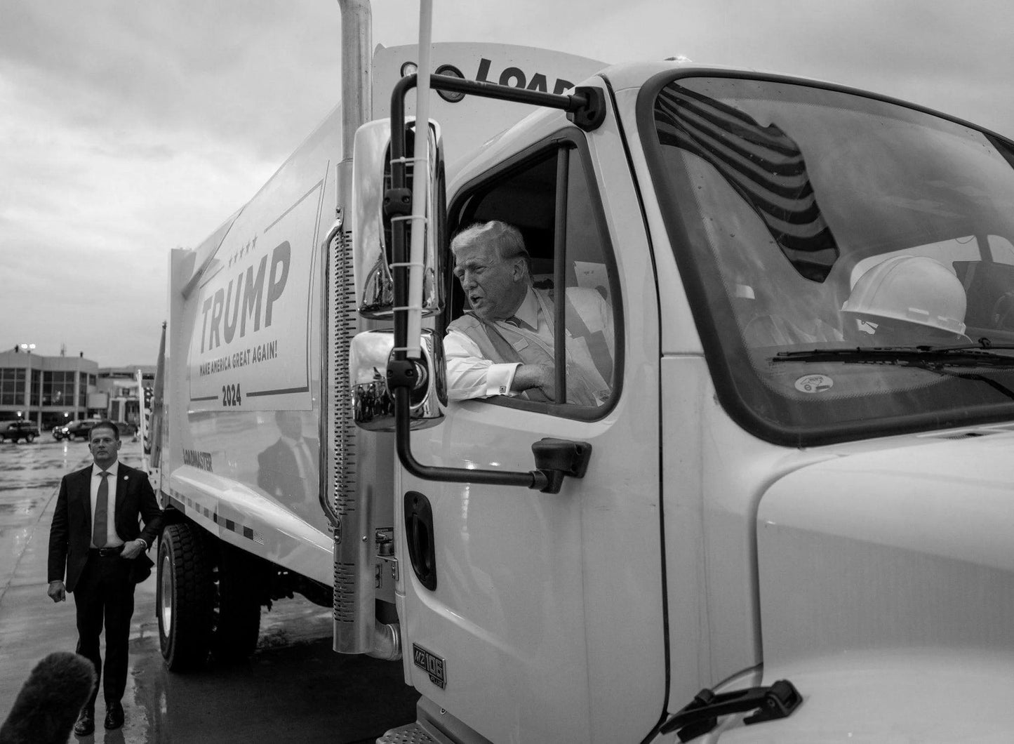 Trump Garbage Truck Black & White Poster Picture Photo Print Banner  Booma Prints