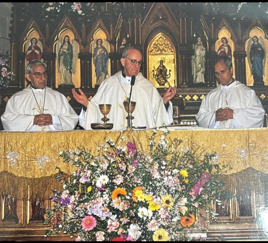 Pope Leo Xiv Pope Francis Mass Glossy Poster Picture Photo Print Banner  Booma Prints