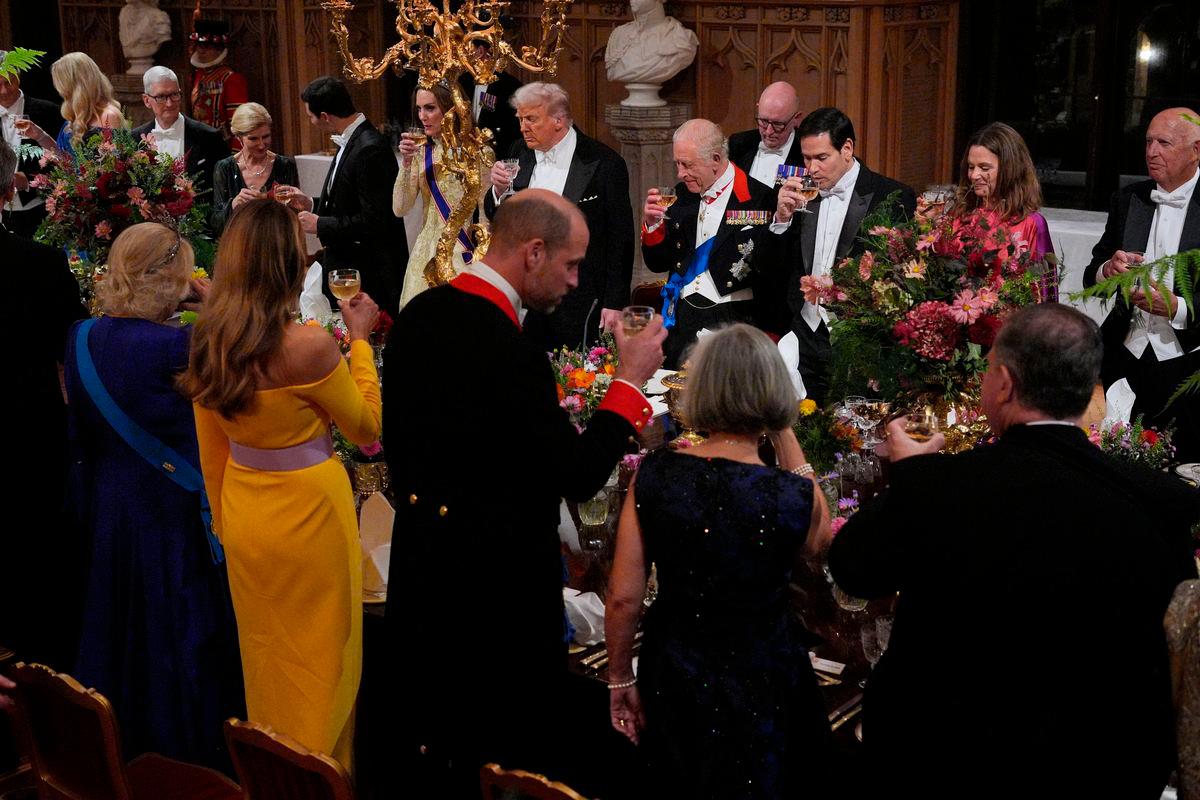 Trump Uk State Banquet Toast 2025 Glossy Poster Picture Photo Print Banner  Booma Prints