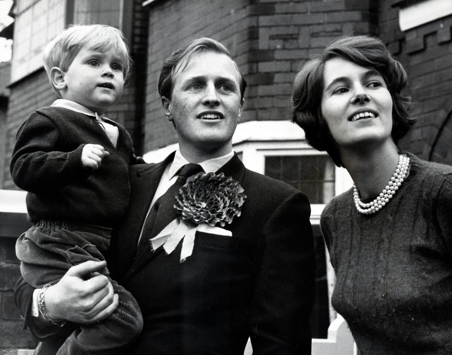 Winston Churchill Young Family GLOSSY POSTER PICTURE PHOTO PRINT BANNER  Booma Prints