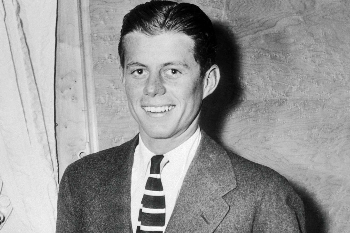 JFk Young Smiling College GLOSSY POSTER PICTURE PHOTO PRINT BANNER  Booma Prints