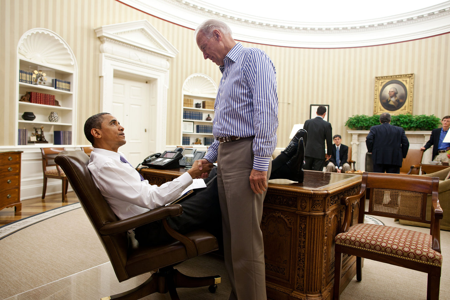 Barack Obama Joe Biden Oval Office Glossy Poster Picture Photo Print Banner Booma Prints