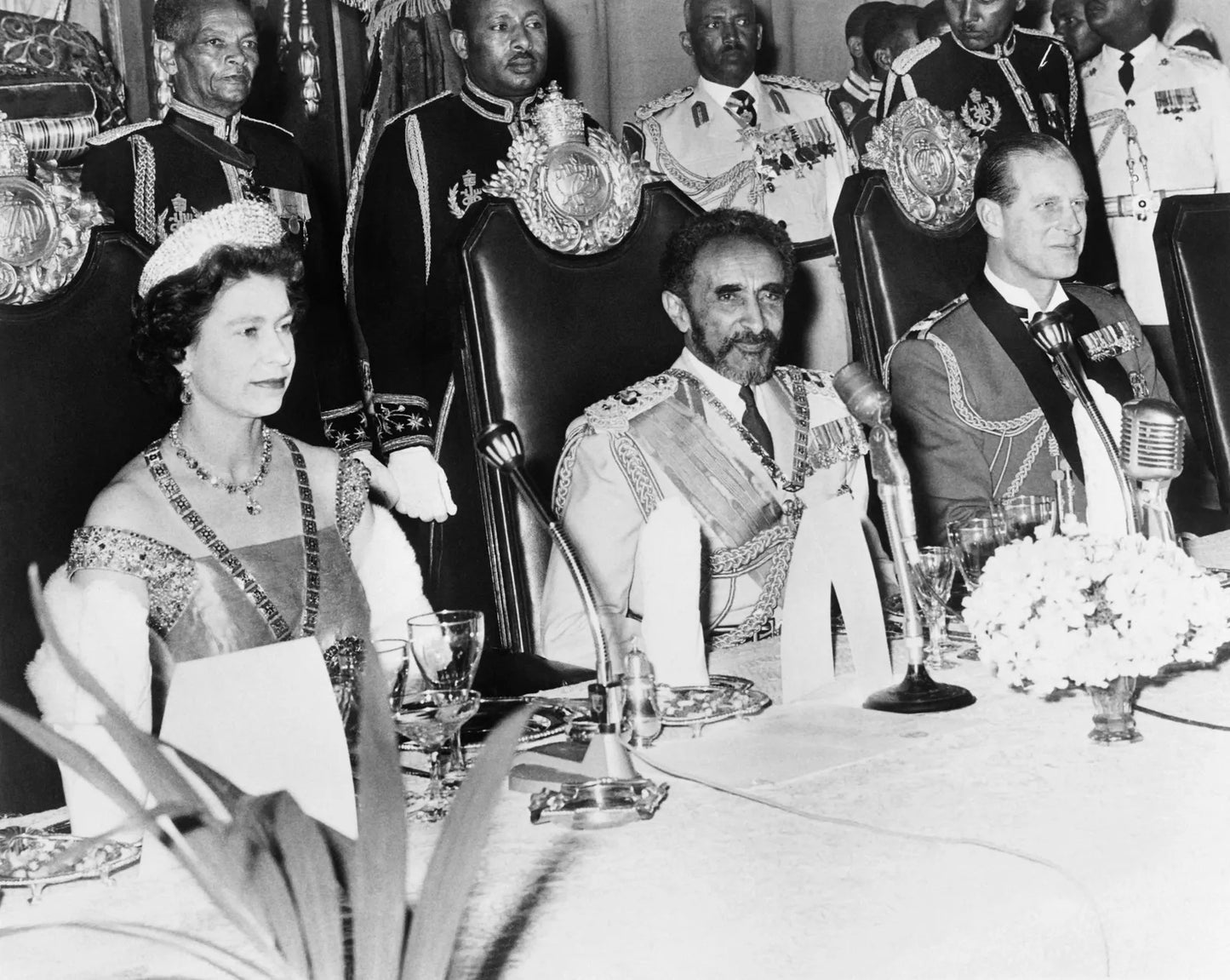 Hailie Selassie Queen Elizabeth Ii Glossy Poster Picture Photo Print Banner Booma Prints