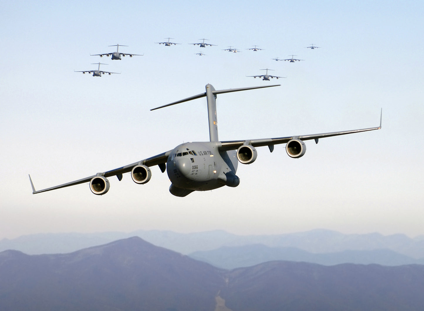Boeing C-17 Globemaster Iii Glossy Poster Picture Photo Print Banner Usa Booma Prints