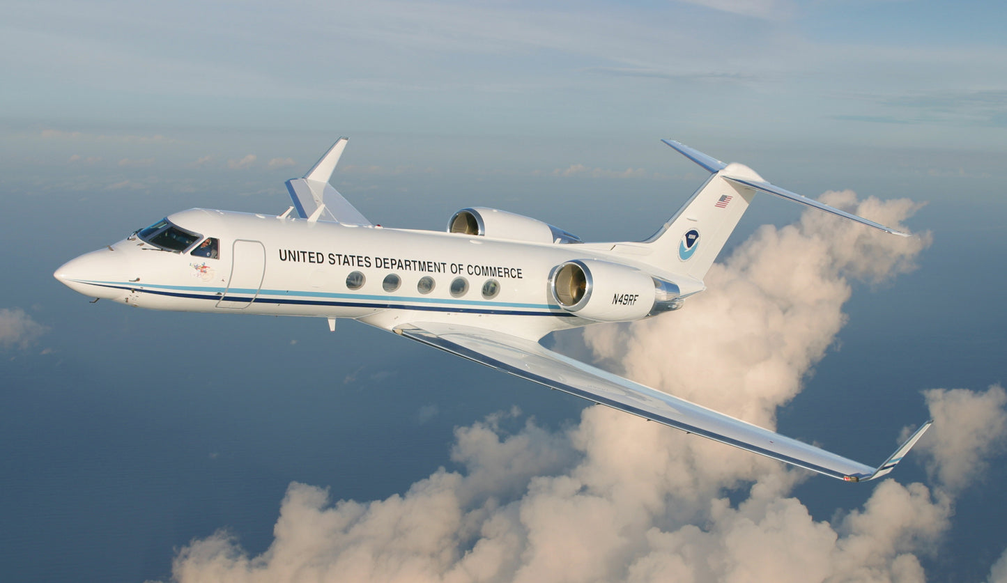 Gulfstream Iv Aircraft Glossy Poster Picture Photo Print Banner Booma Prints