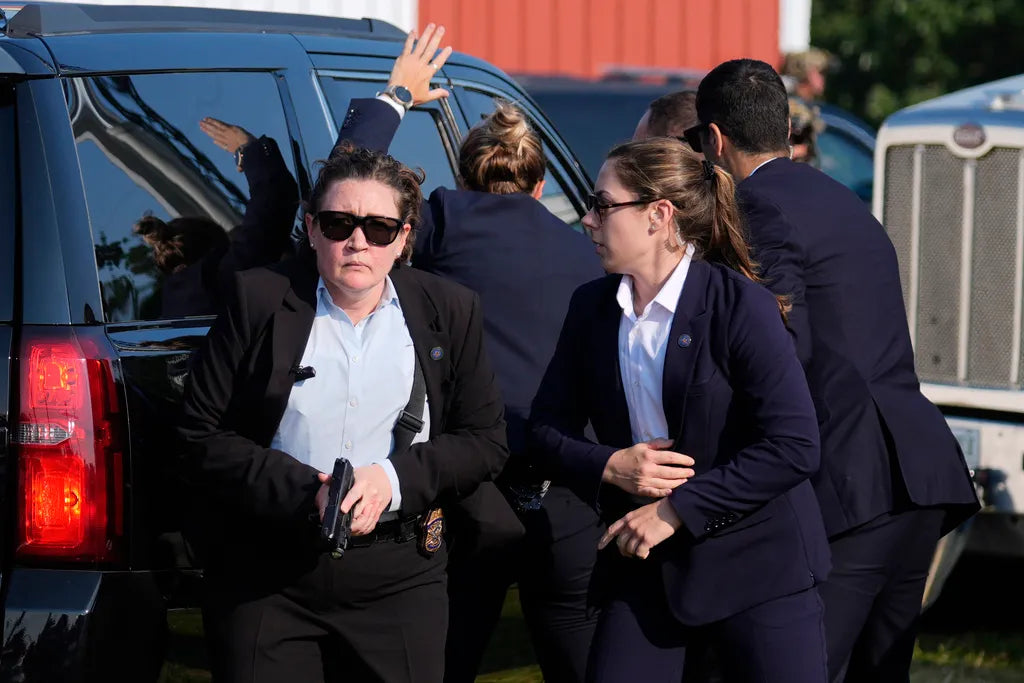 Donald Trump Female Secret Service Glossy Poster Picture Photo Print Banner Booma Prints