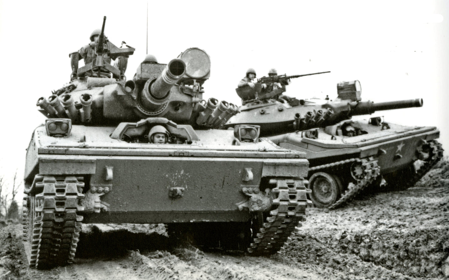 M551 Sheridan Aav Tank Vietnam Glossy Poster Picture Photo Print Banner Booma Prints