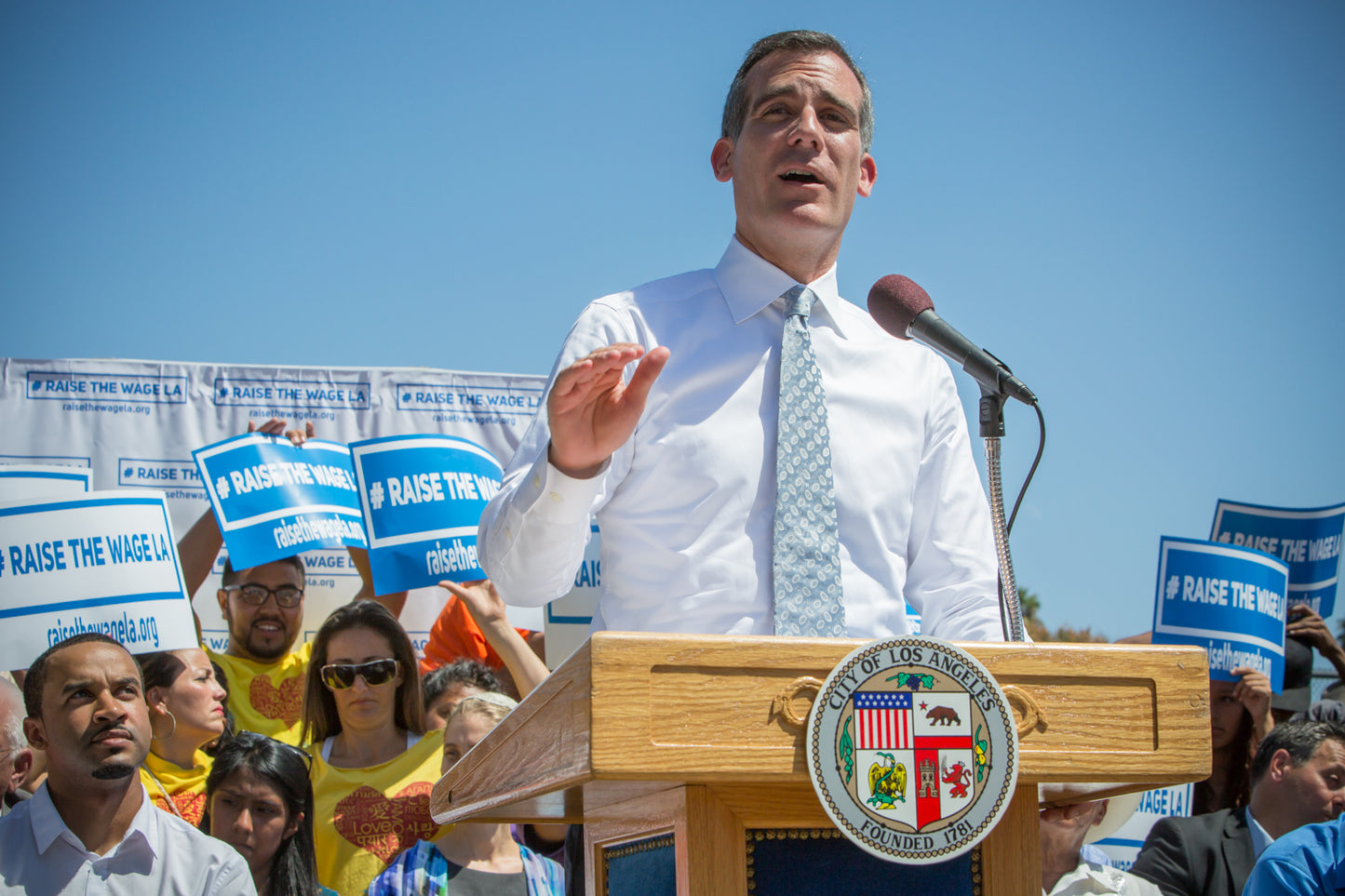 Eric Garcetti Los Angeles Ca Mayor Glossy Poster Picture Photo Print Banner Booma Prints