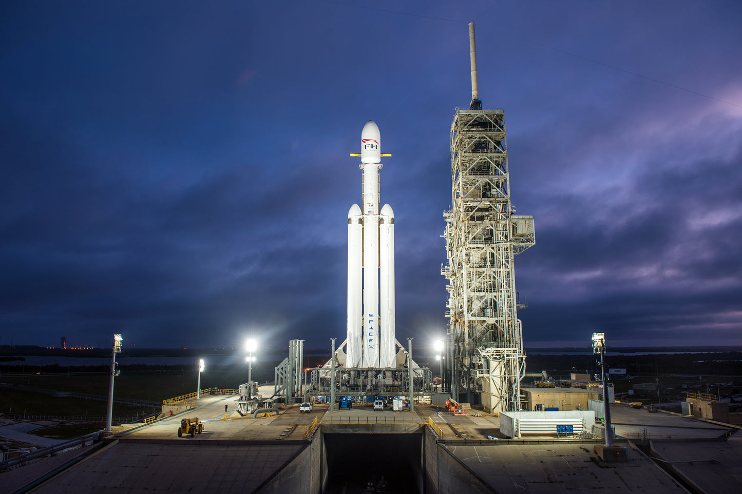Space X Falcon Heavy Rocket Launch Glossy Poster Picture Photo Print Banner Booma Prints